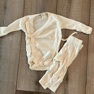 Kate Quinn NWOT matching set